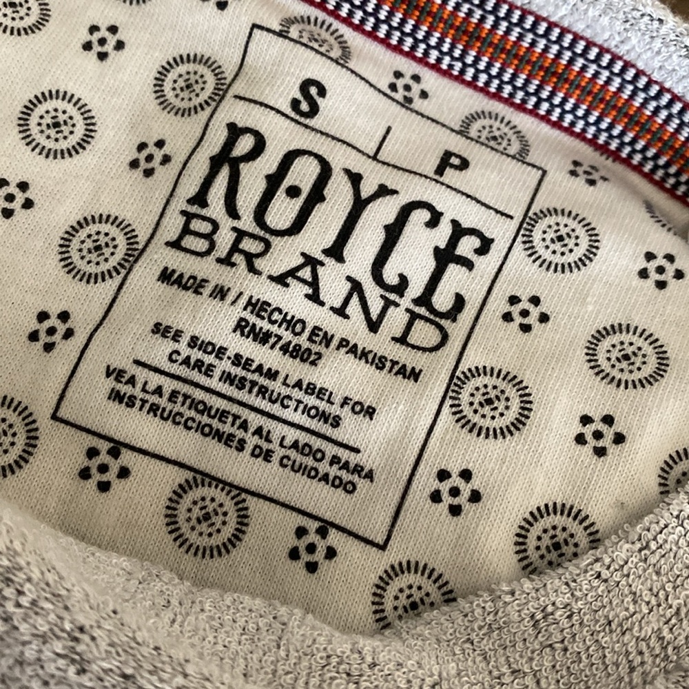 ROYCE BRAND “Relax” sweater size women’s small - Picture 9 of 9